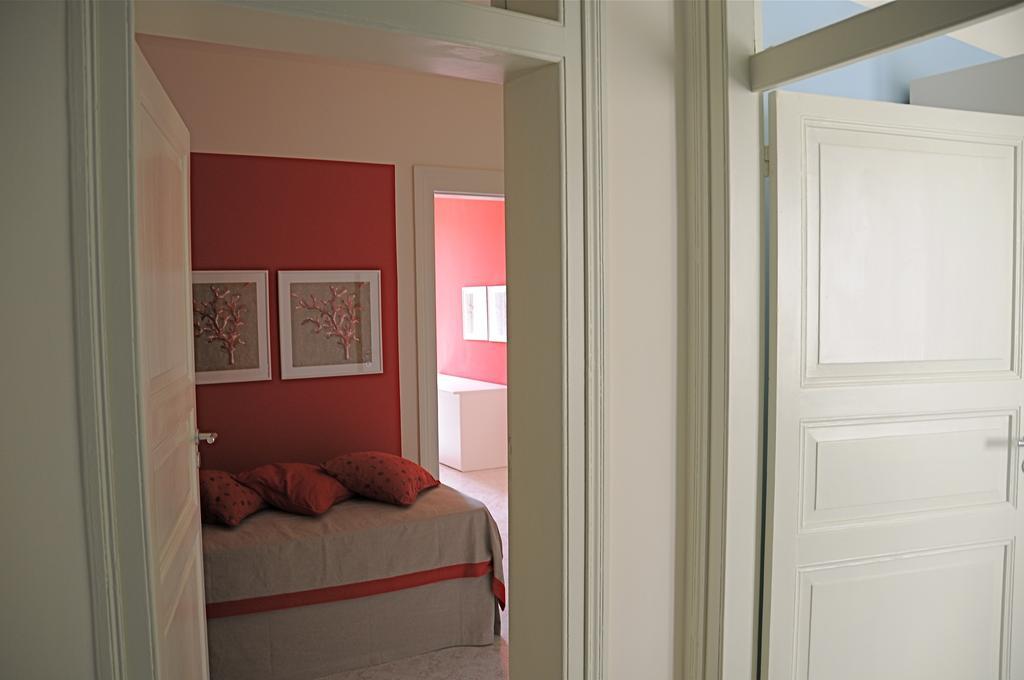 Albachiara Suite Rooms - City Center ตราปานี ห้อง รูปภาพ